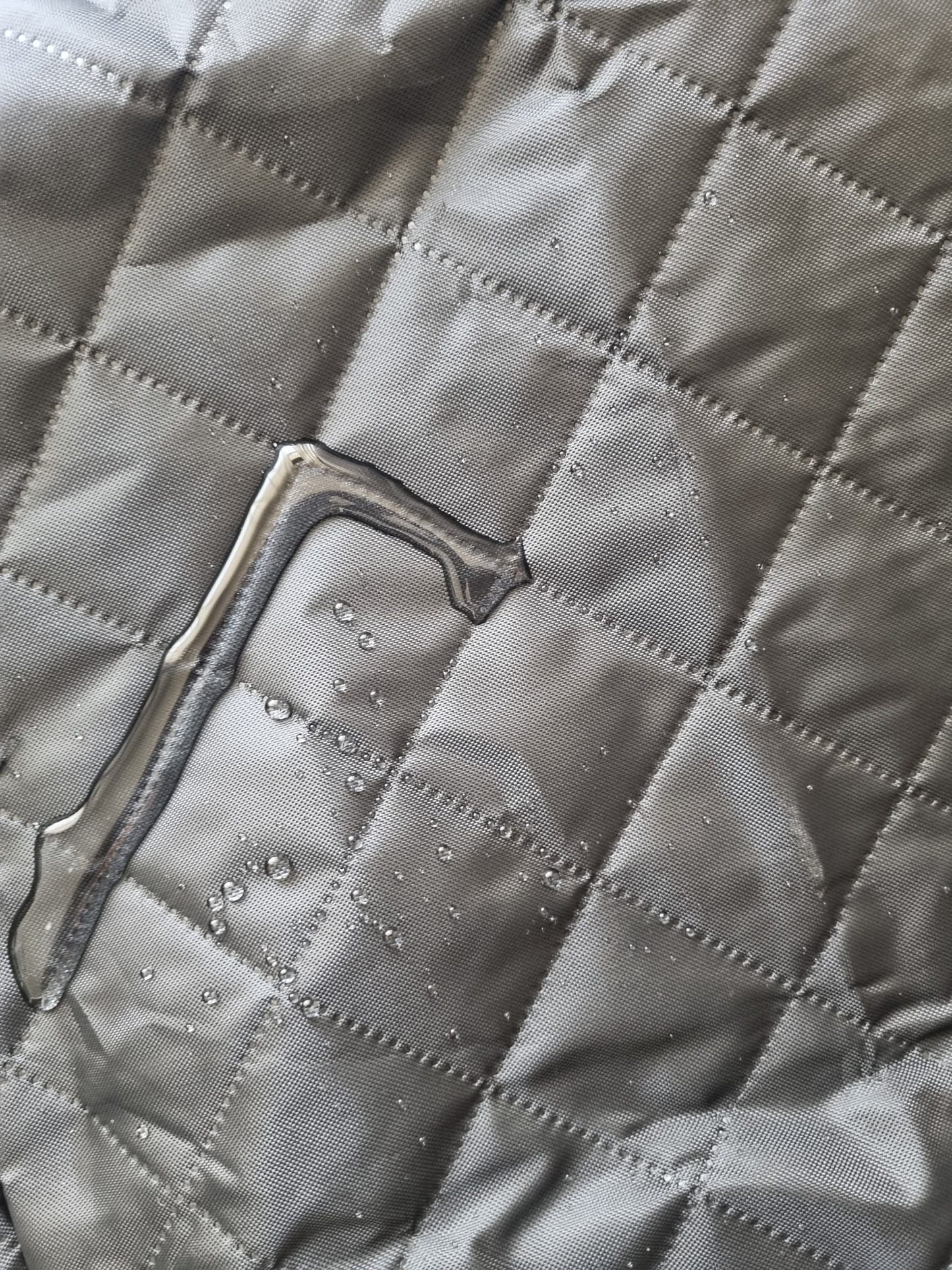 Funda Coche Perro - Impermeable, Antideslizante + 2 Cinturones Gratis